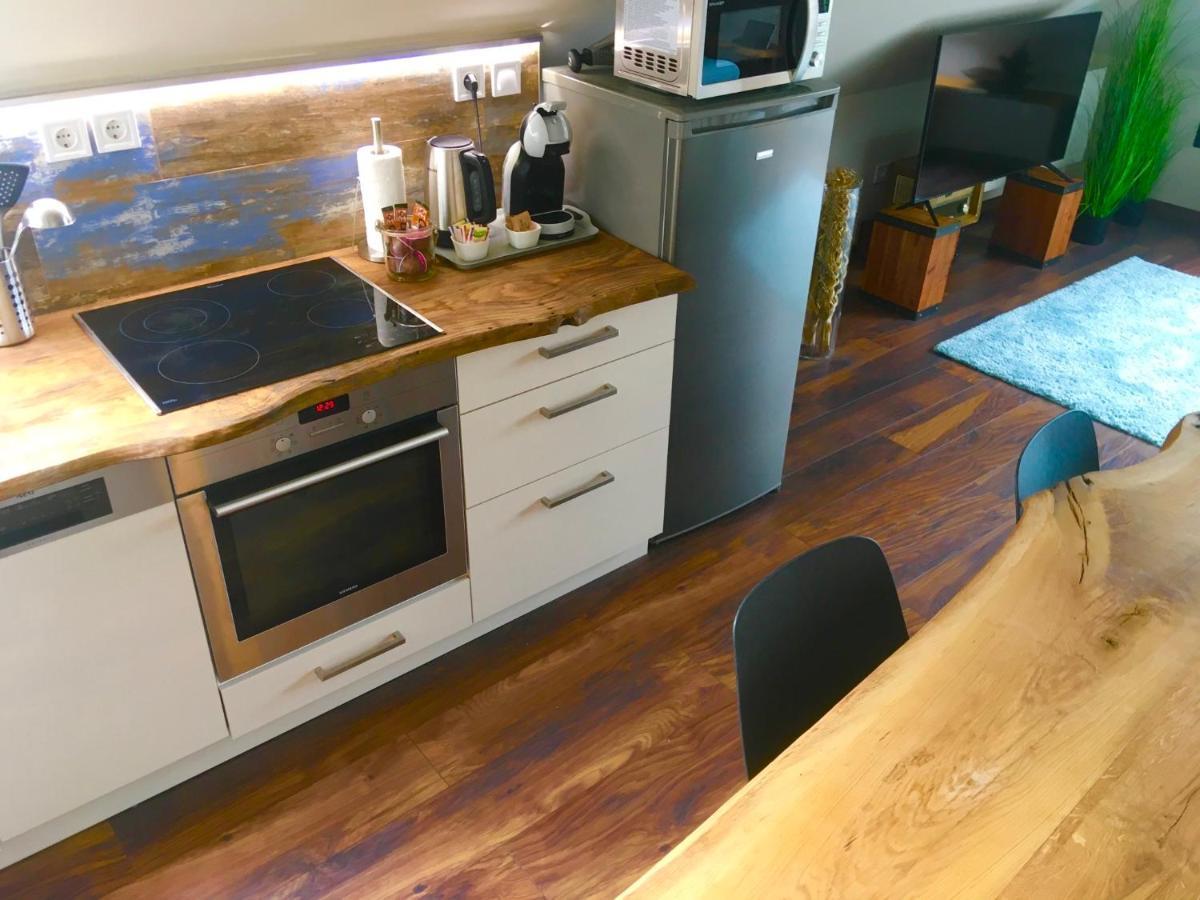 Wood Deluxe Belvaros Apartment *